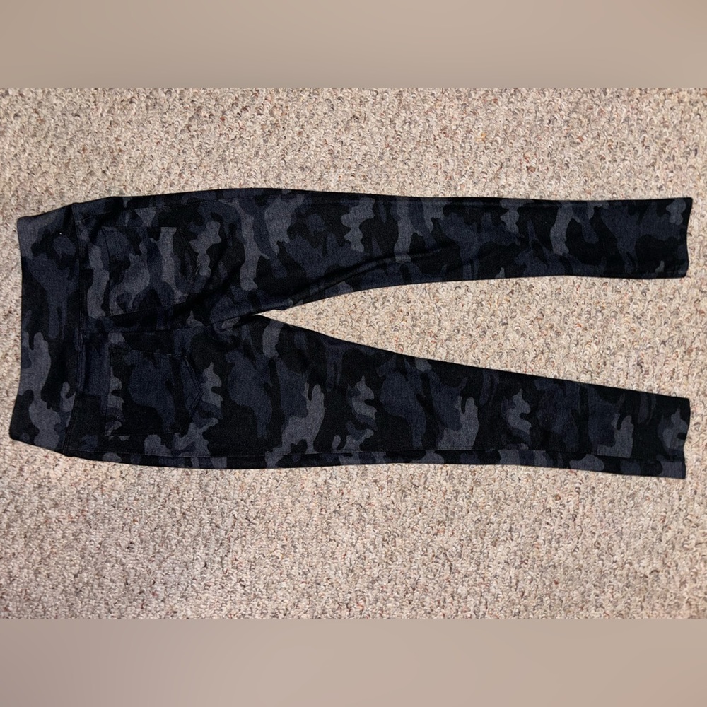 camouflage leggings